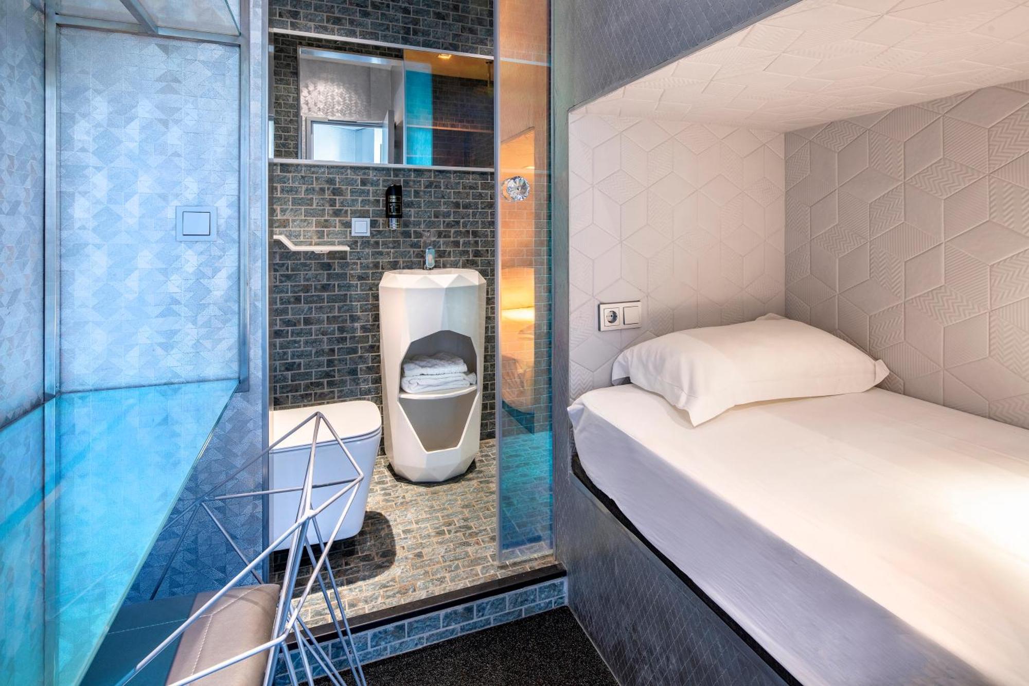 Diamond Capsule Amsterdam South 2*