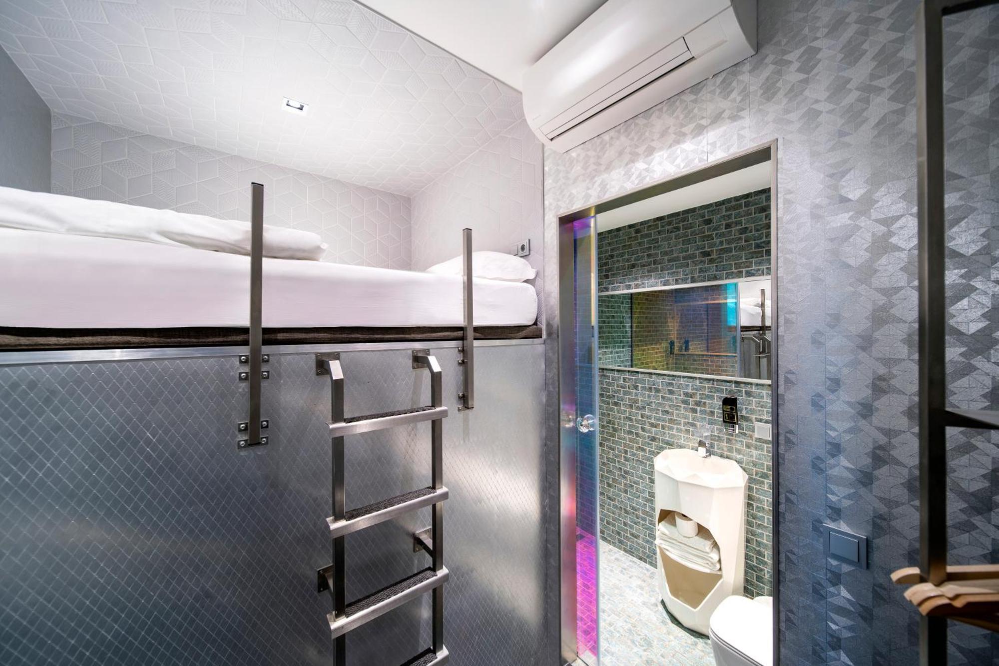 Diamond Capsule Amsterdam South Hotel Amstelveen